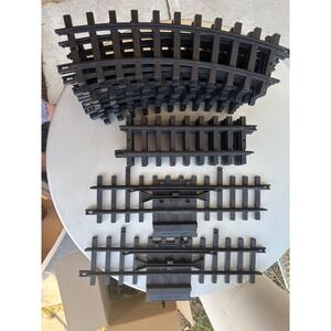 New Bright Black Plastic Train Track Set Curved Straight and Stop Pieces